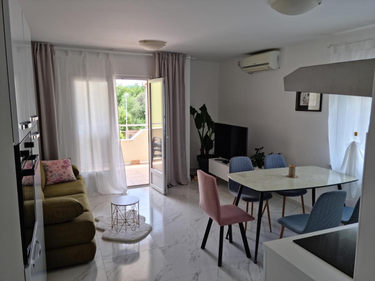 Apartments Zoretic マリンスカ エクステリア 写真