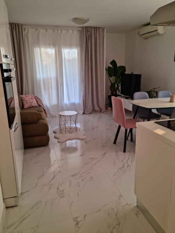 Apartments Zoretic マリンスカ エクステリア 写真