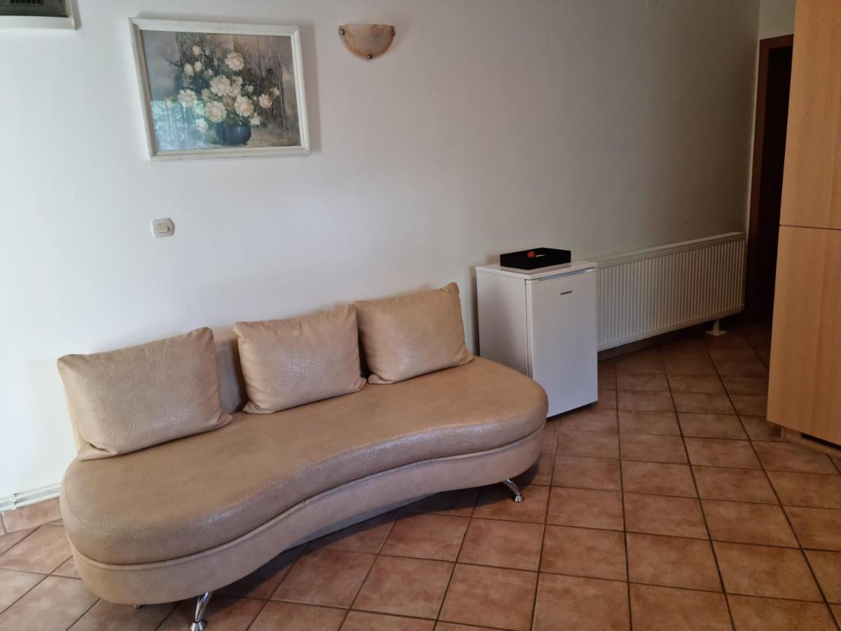 Apartments Zoretic マリンスカ エクステリア 写真